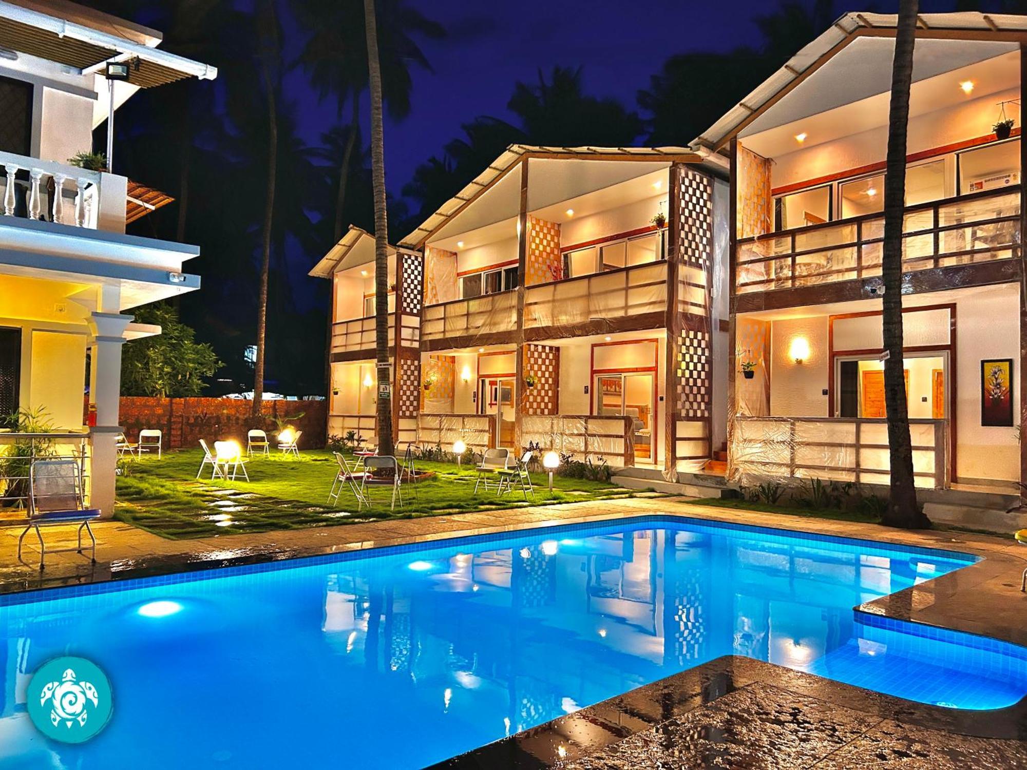 White Turtle Hotel Morjim Dış mekan fotoğraf